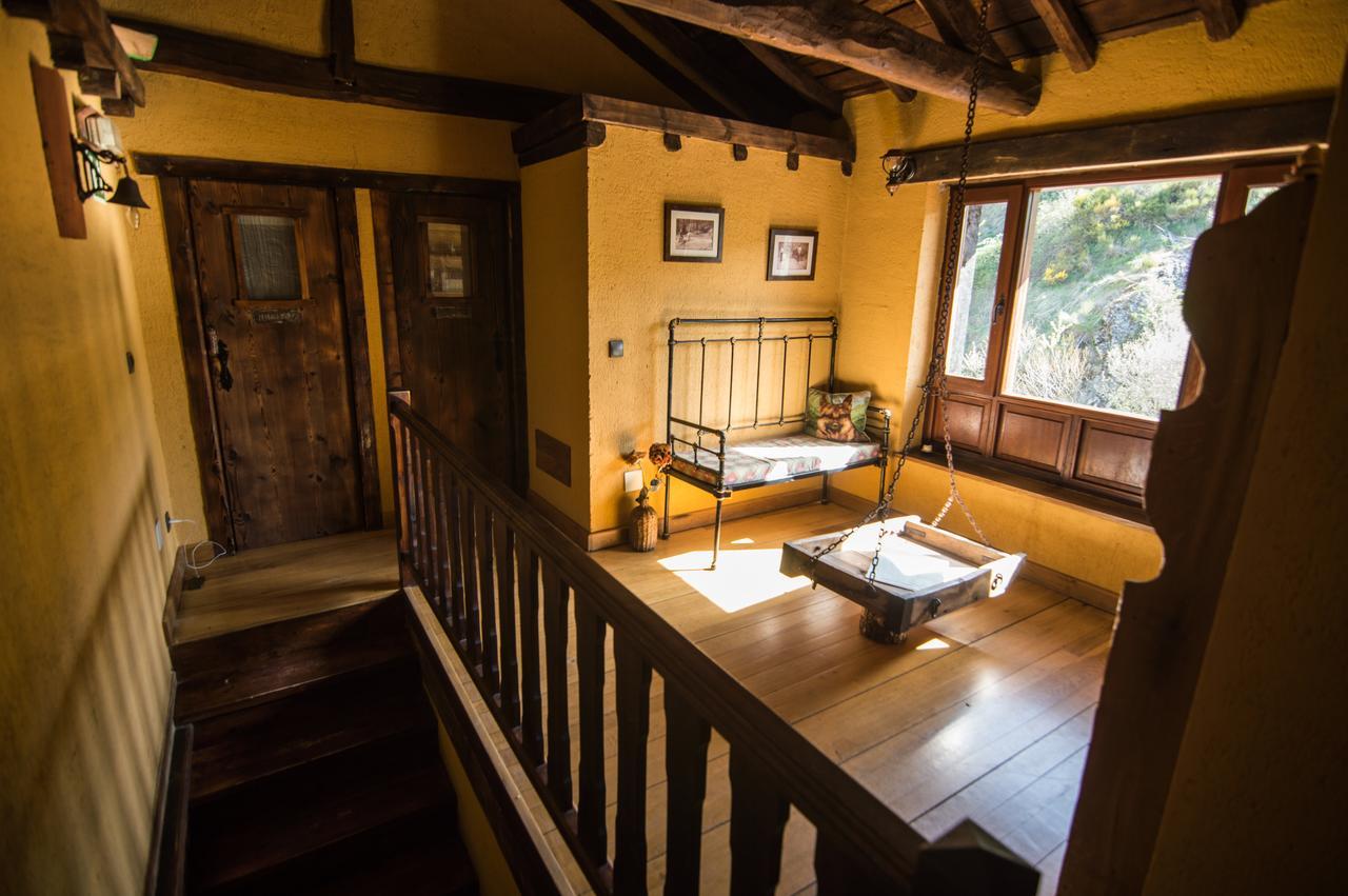Casa Rural La Catedral De La Montana Pensionat Lois Exteriör bild